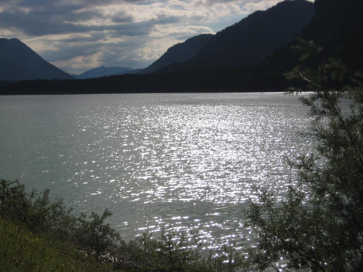 Landhotel Zum Staffelwirt Jachenau Bagian luar foto
